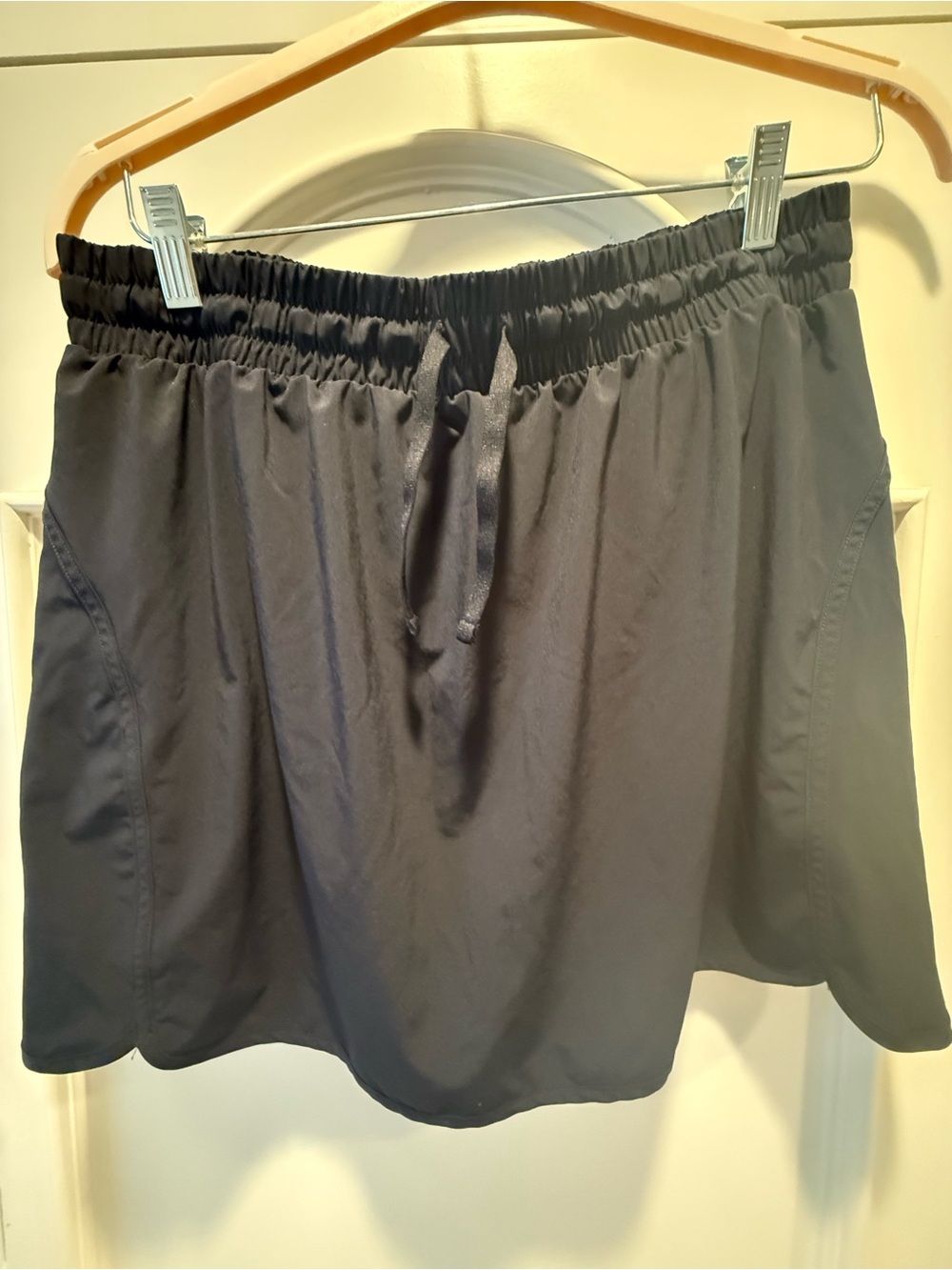 Beyond Yoga black skort - size XL
